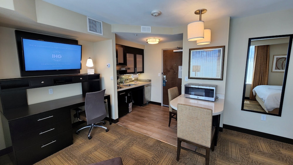 Staybridge Suites Denver Downtown 57/79