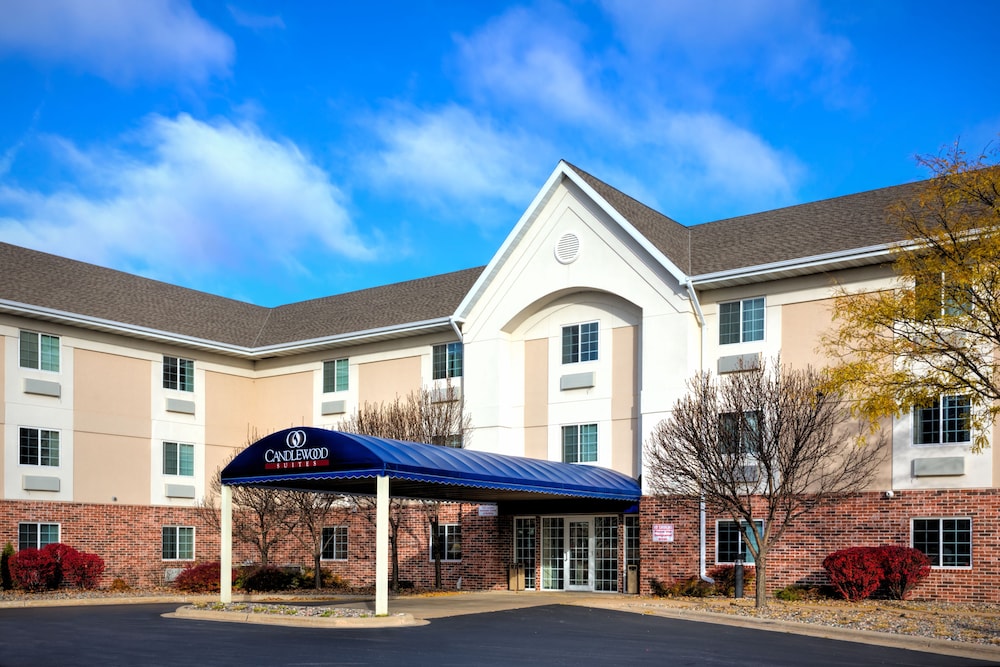 Candlewood Suites Appleton 1/38