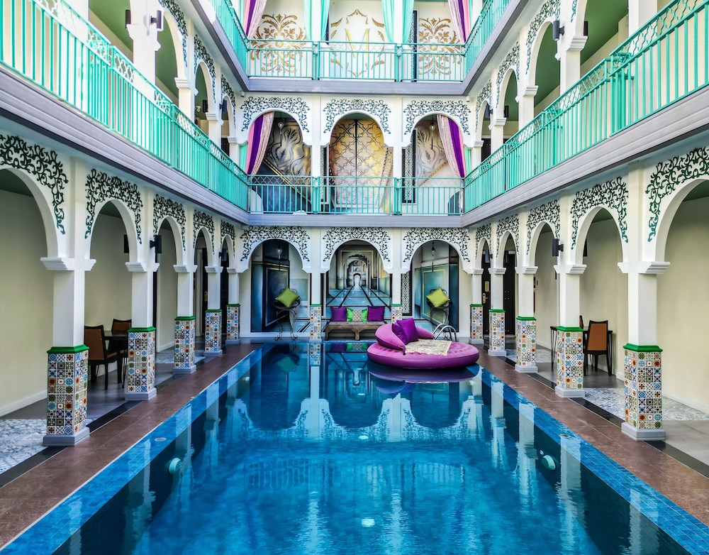 The Grand Morocc Residences 67/69