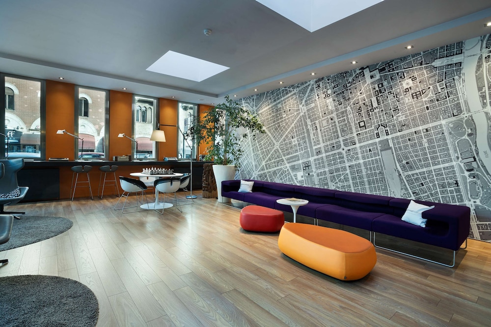 Best Western Plus Executive Hotel And Suites 42/54