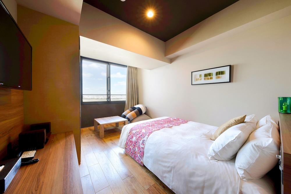 Double Bed, Club Floor