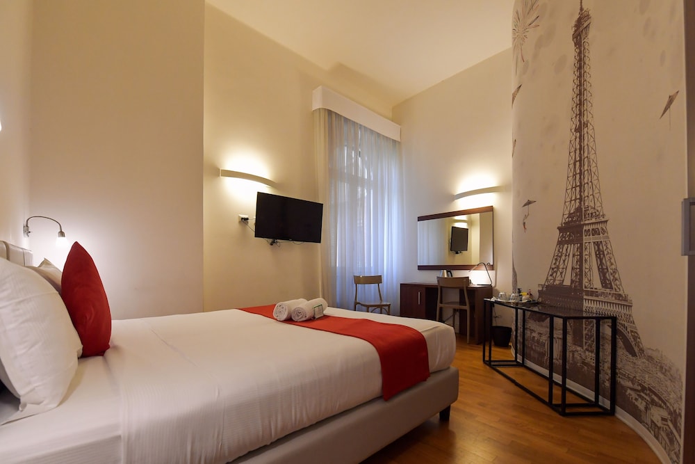 Suites Farnese Design Hotel 8/53