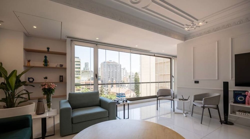 Monot Suites Beirut 32/50