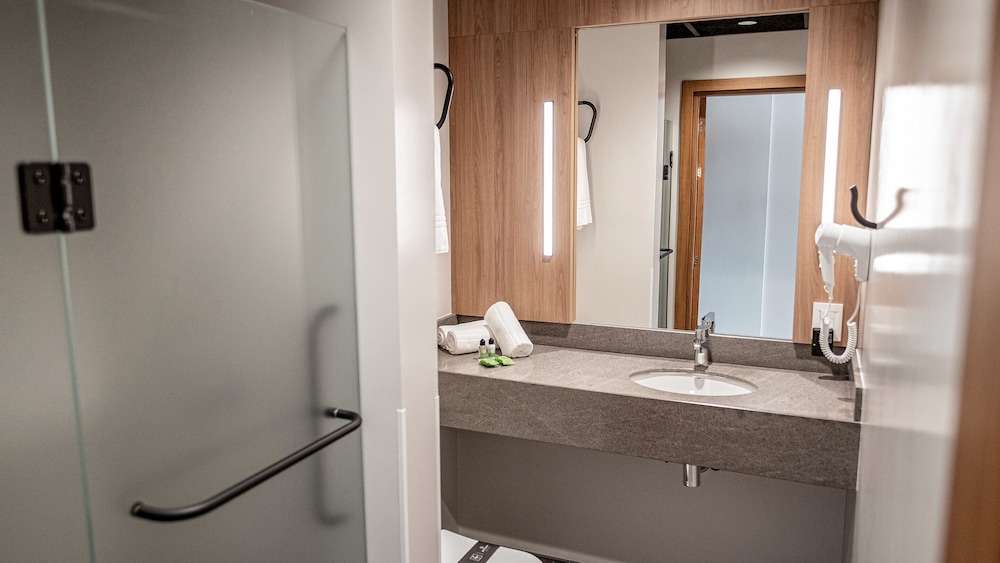Plaza Hotel & Boulevard Convention Vale dos Vinhedos 47/49