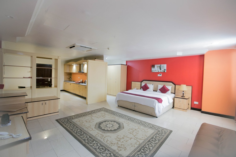 Mayfair Hotel 36/62
