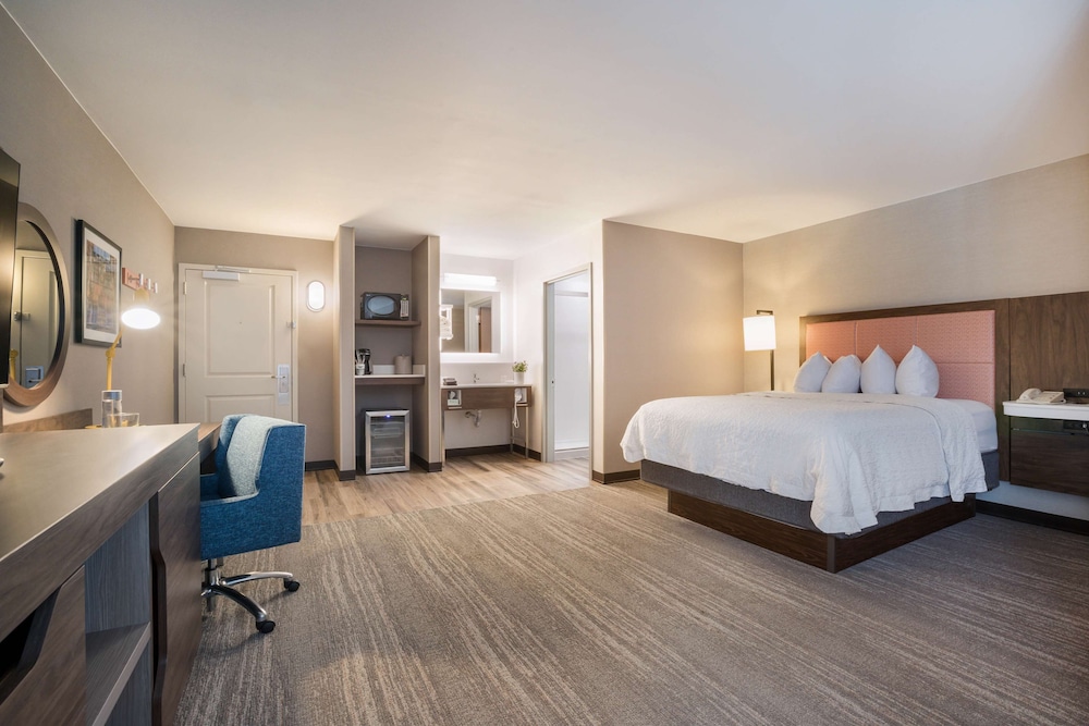 Hampton Inn Princeton, NJ 23/89