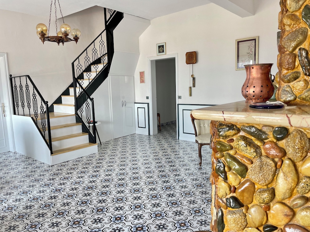 Villa Ece Pansiyon 21/40