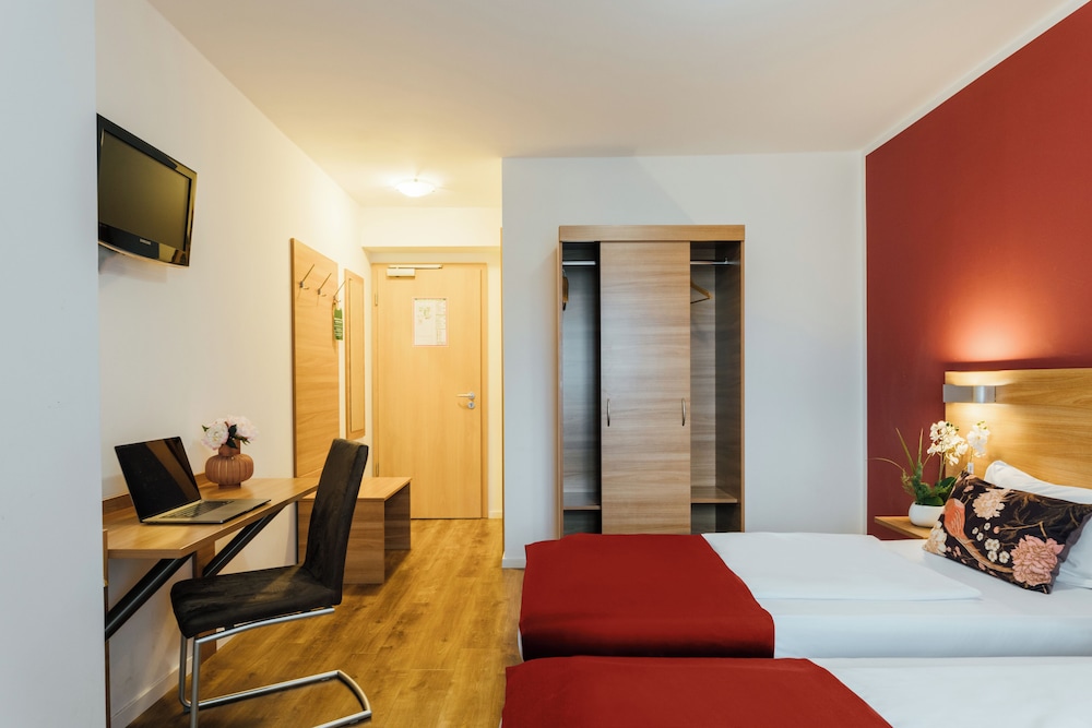 Hotel Andra 17/42