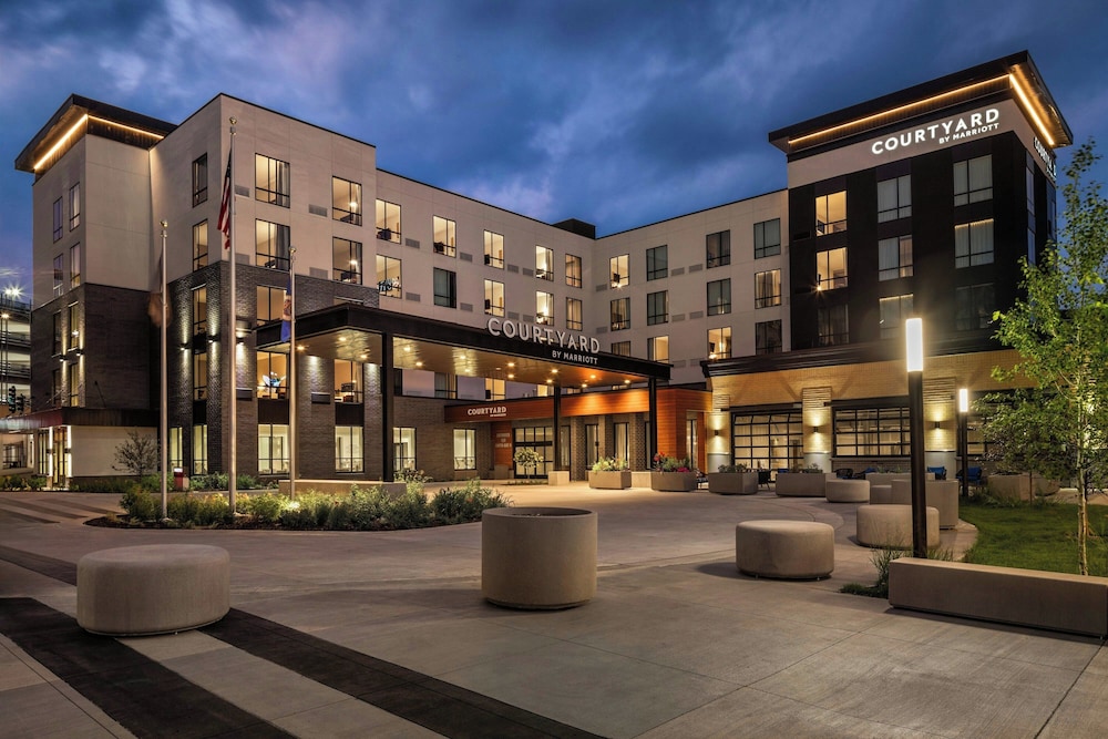 Courtyard by Marriott St. Paul Downtown 41/50
