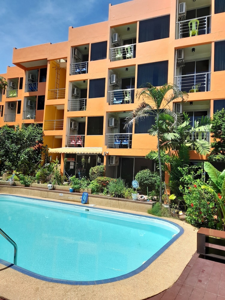 Porter House Patong 9/74