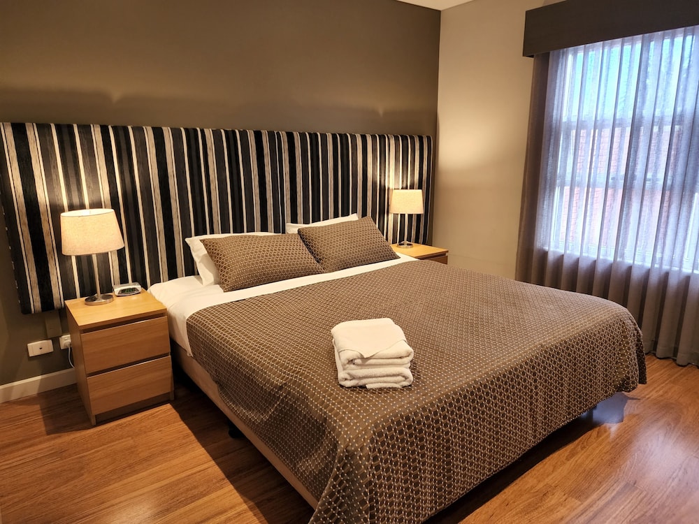 1 BEDROOM, APARTMENT