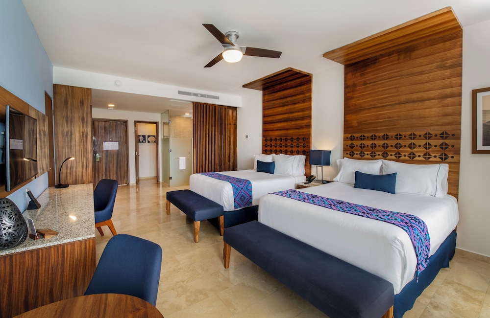 Sensira Resort and Spa Riviera Maya 25/50