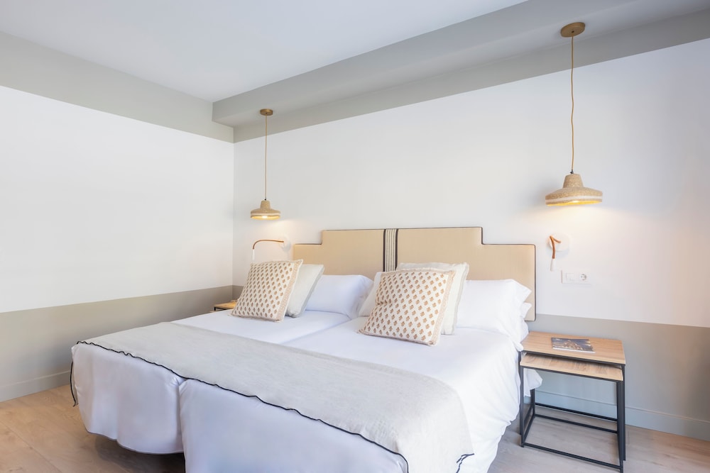 غرفة سوبيريور بسريرين منفصلين بشرفة، Hotel Soho Boutique Las Vegas 4/8