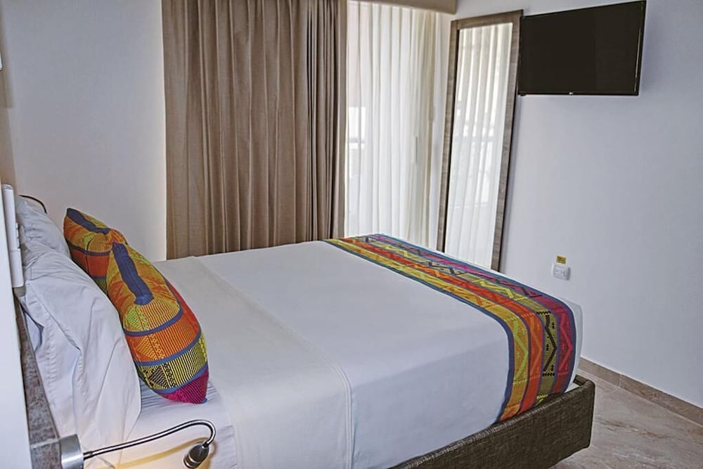 Hotel San Bernardo 10/22