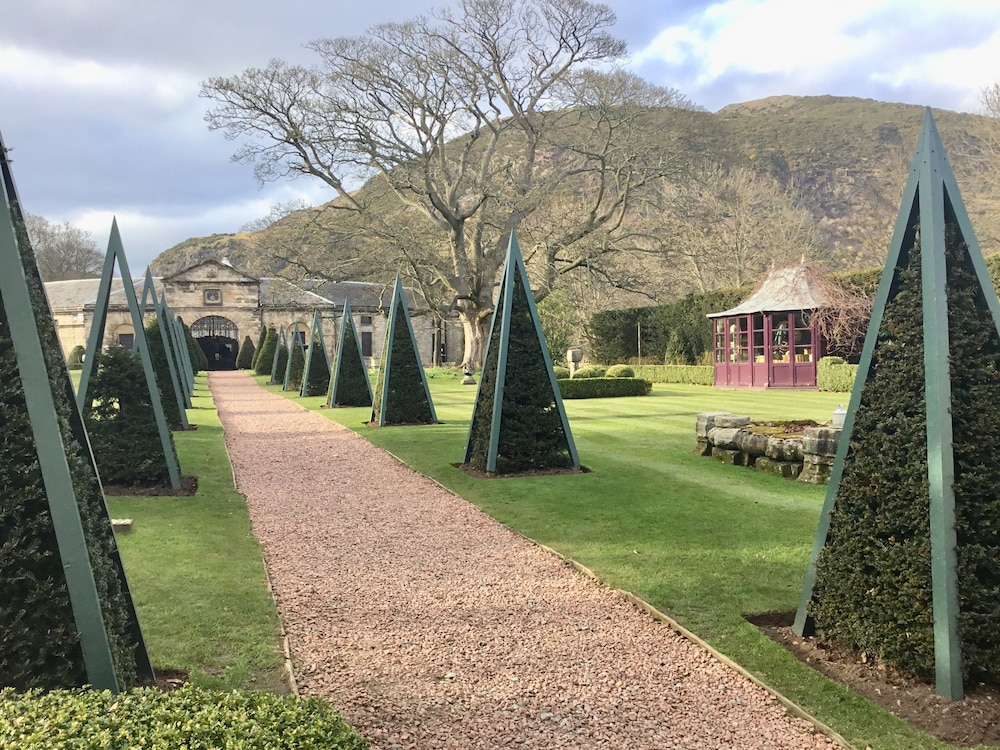 Prestonfield House 70/74