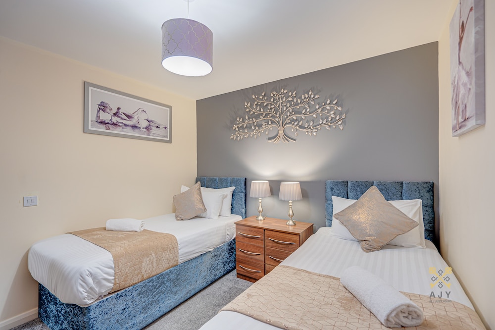 Mica Point City Centre Apartment 7/50