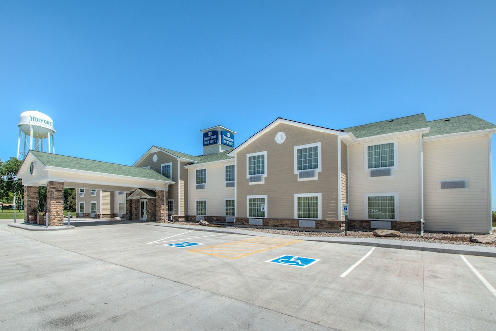 Cobblestone Inn And Suites Holyoke 33/37