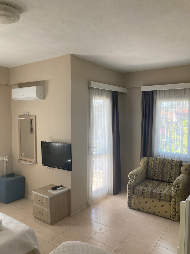 Koz Marigold Suites and Apartments 27/46