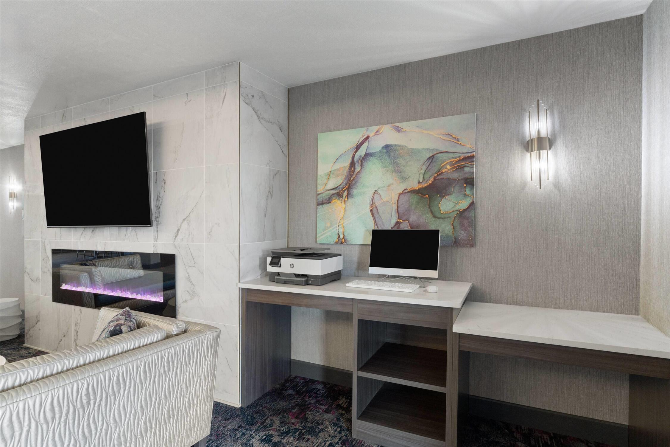 La Quinta Inn And Suites By Wyndham Tucumcari 57/68