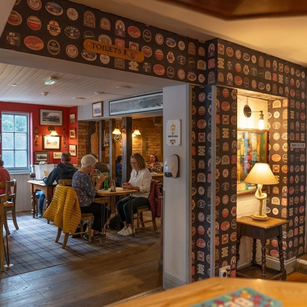 The Bugle Coaching Inn 34/50