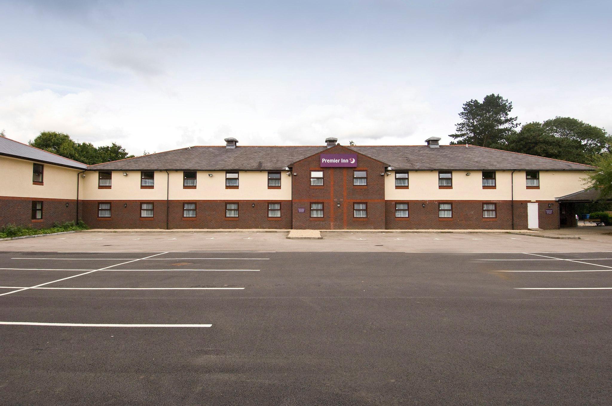 Premier Inn Caerphilly (Corbetts Lane) 7/23
