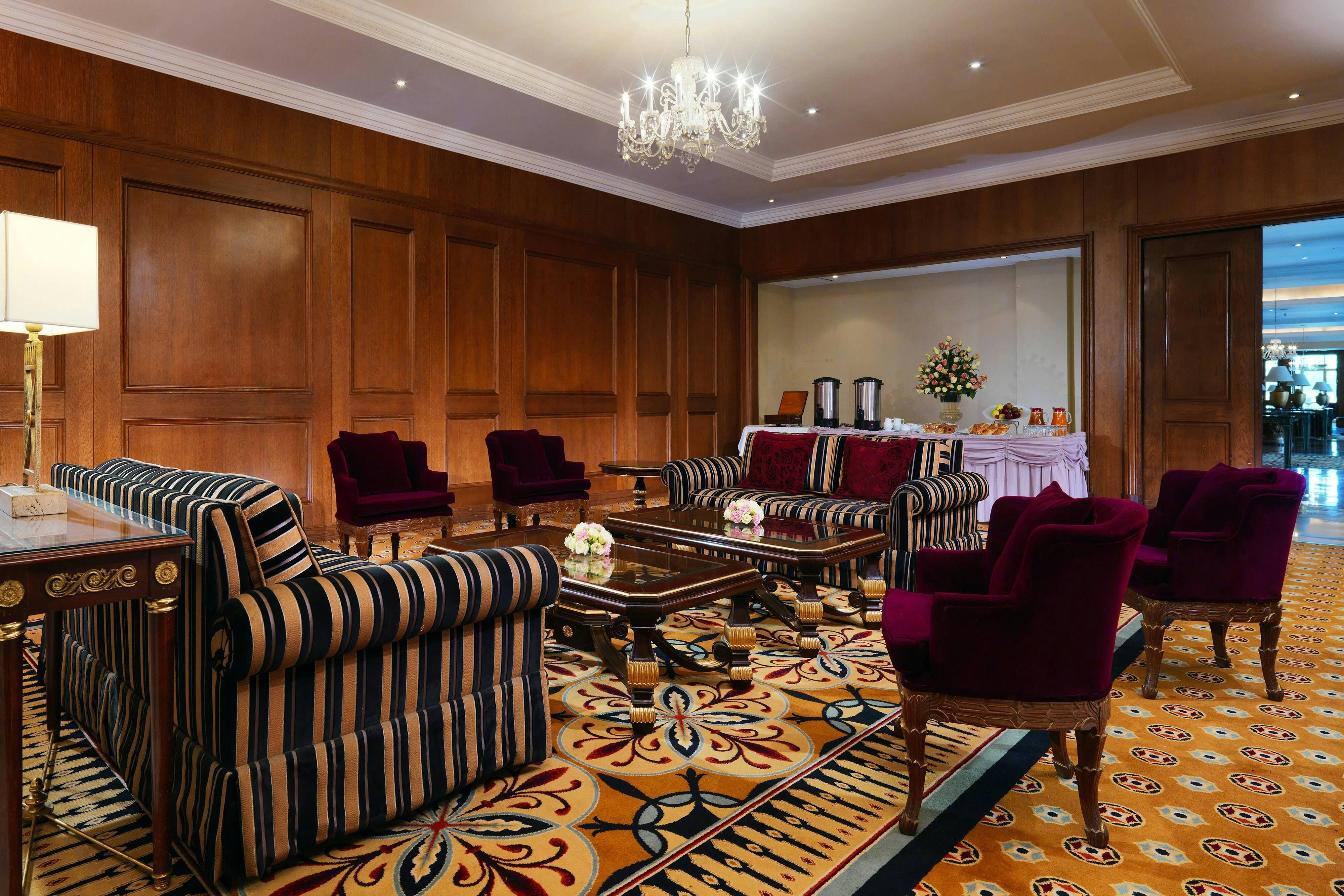 Sheraton Addis 76/81