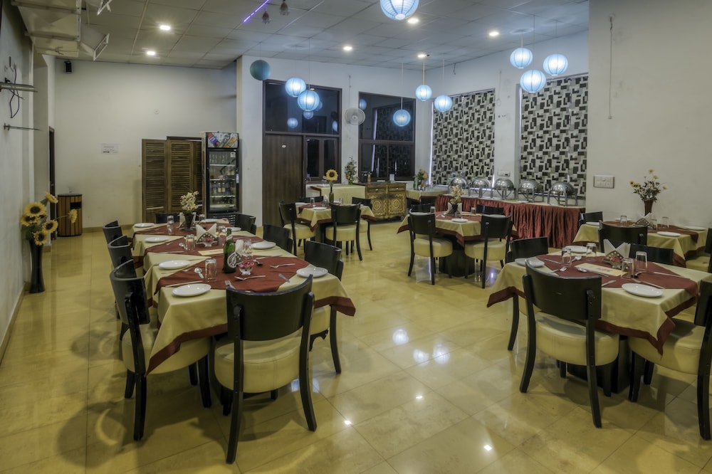 Shree Mohan Villas- Heritage Hotel 20/25