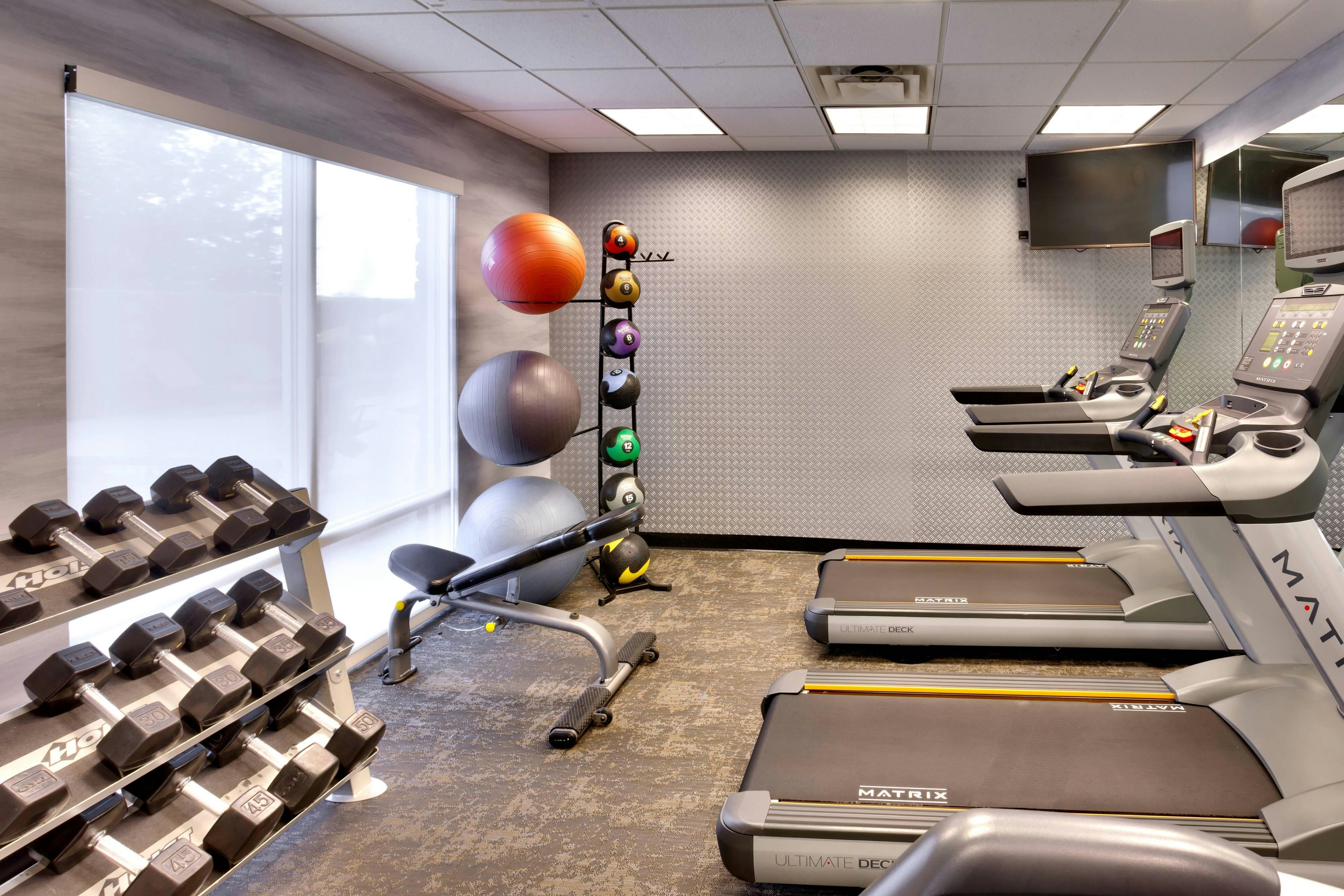 Fairfield Inn And Suites By Marriott Roswell 6/17
