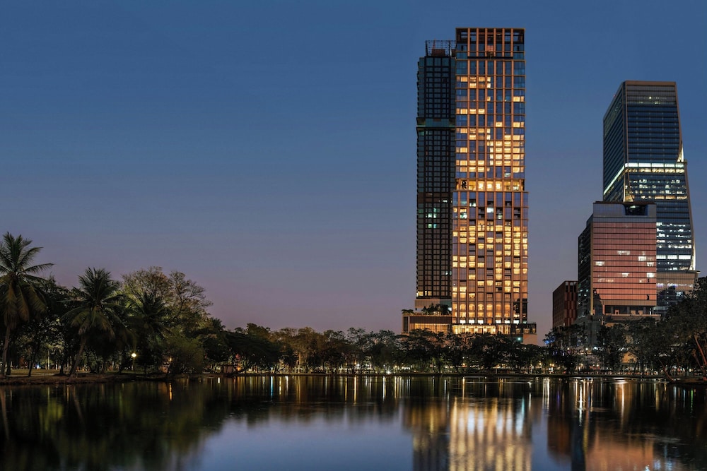 The Ritz-Carlton, Bangkok 42/45