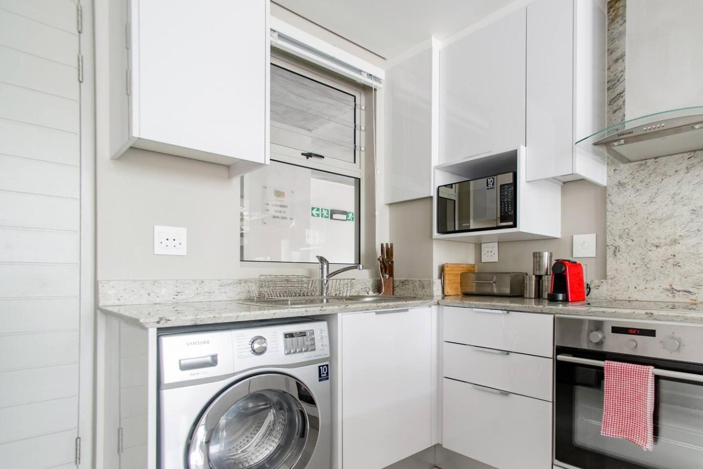 Lux Andringa Walk Apartments 14/22