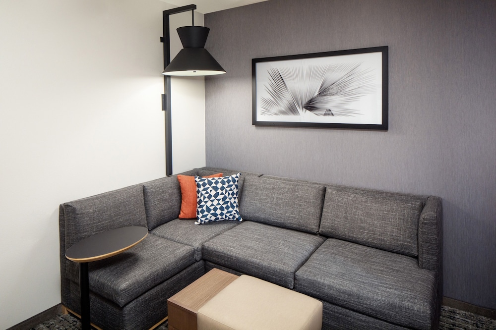Hyatt Place Nashville Downtown 35/72