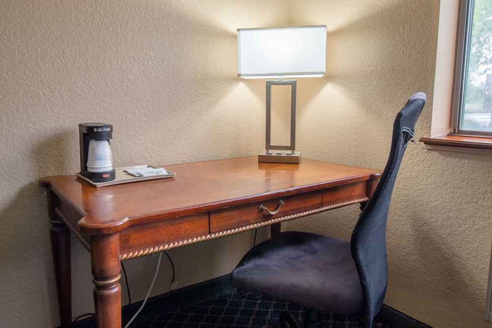 Super 8 By Wyndham Arcata 27/31