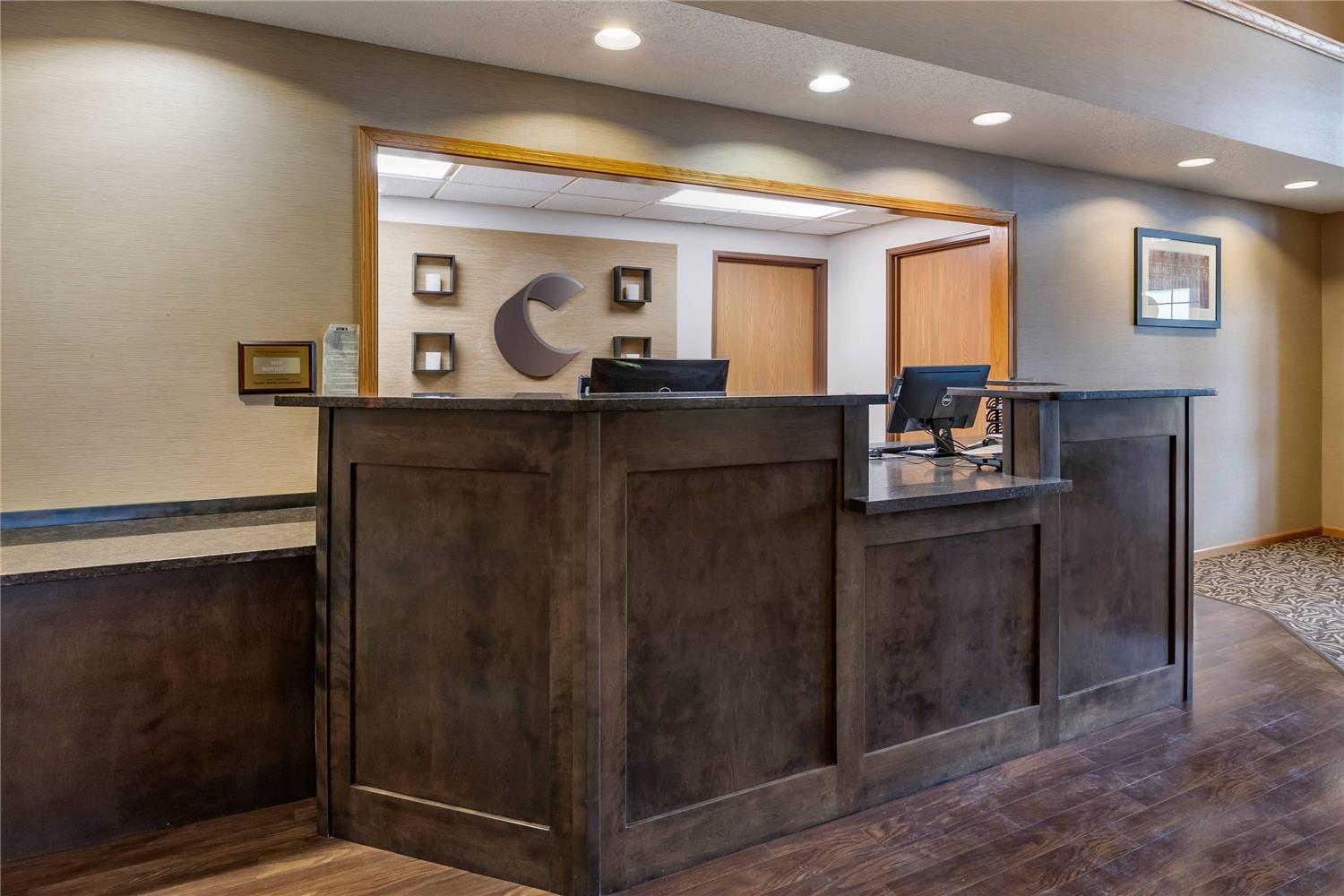 Comfort Inn Dyersville Near Field of Dreams 5/22