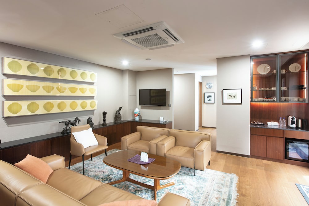 The Prima Hotel Jongno 36/57