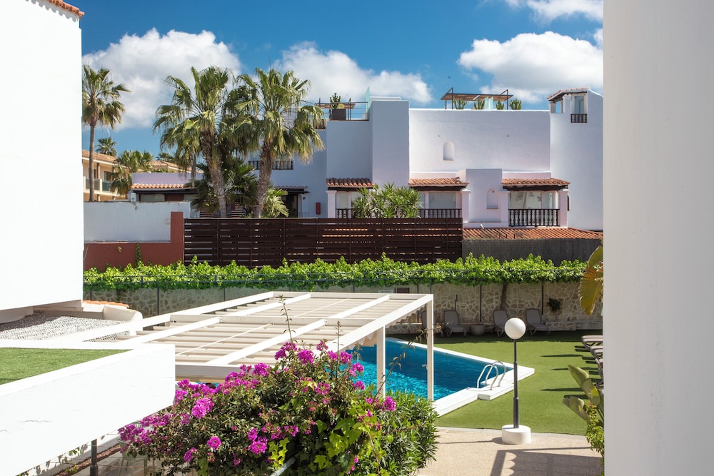 Hotel Bahia Playa 45/50