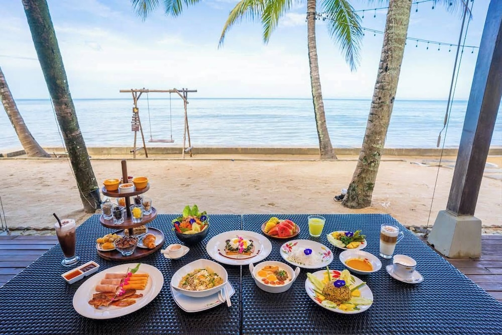 Chongfah Beach Resort Khao Lak 47/62