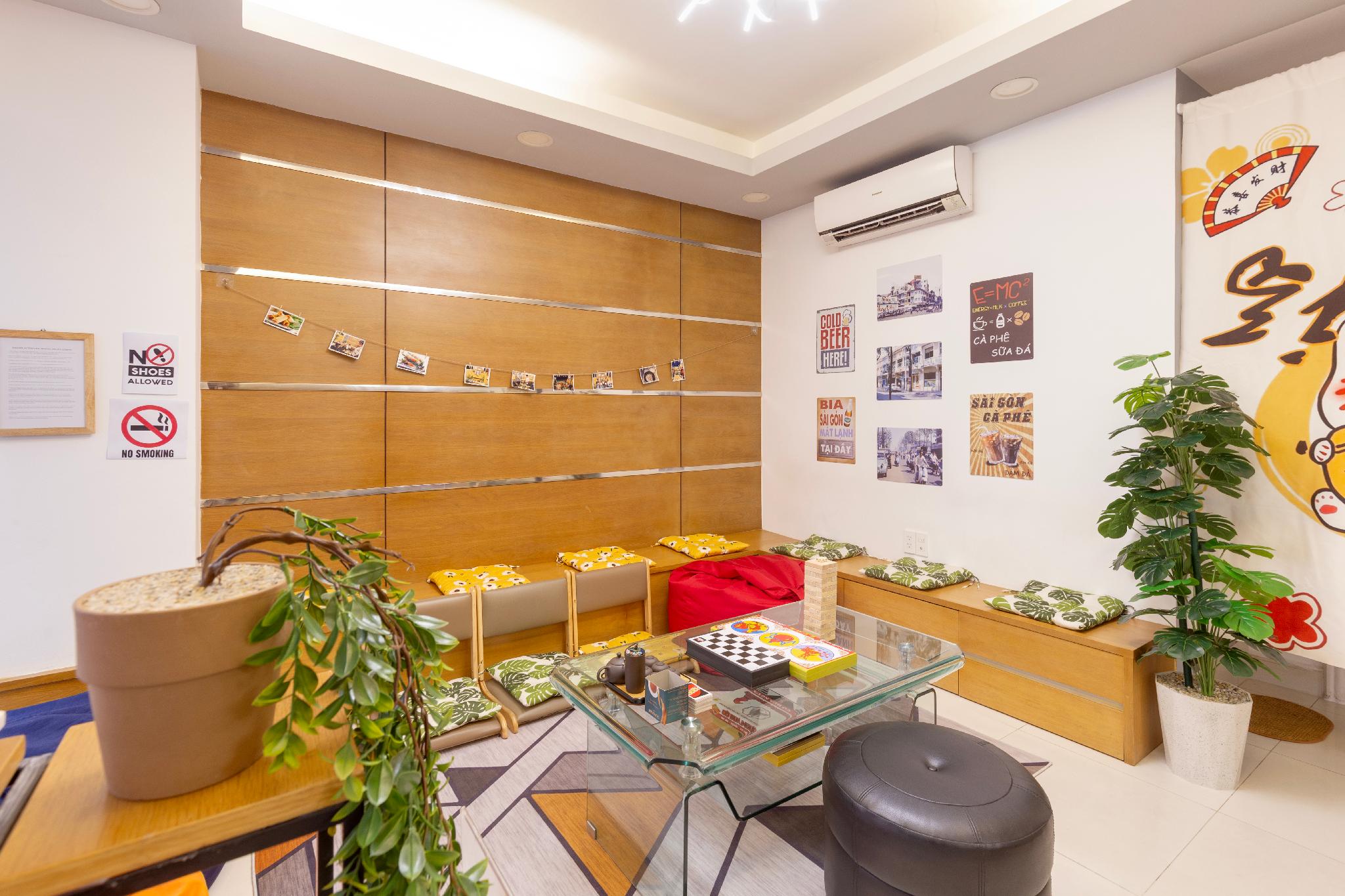 Saigon Authentic Hostel - City Walk, Cooking Class, Food Tour, Breakfast, Gym, Rooftop 16/35