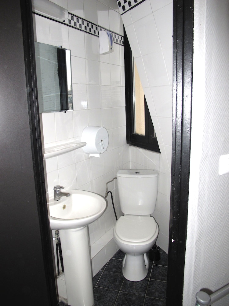 MIXED DORM, 4 BEDS, PRIVATE BATHROOM