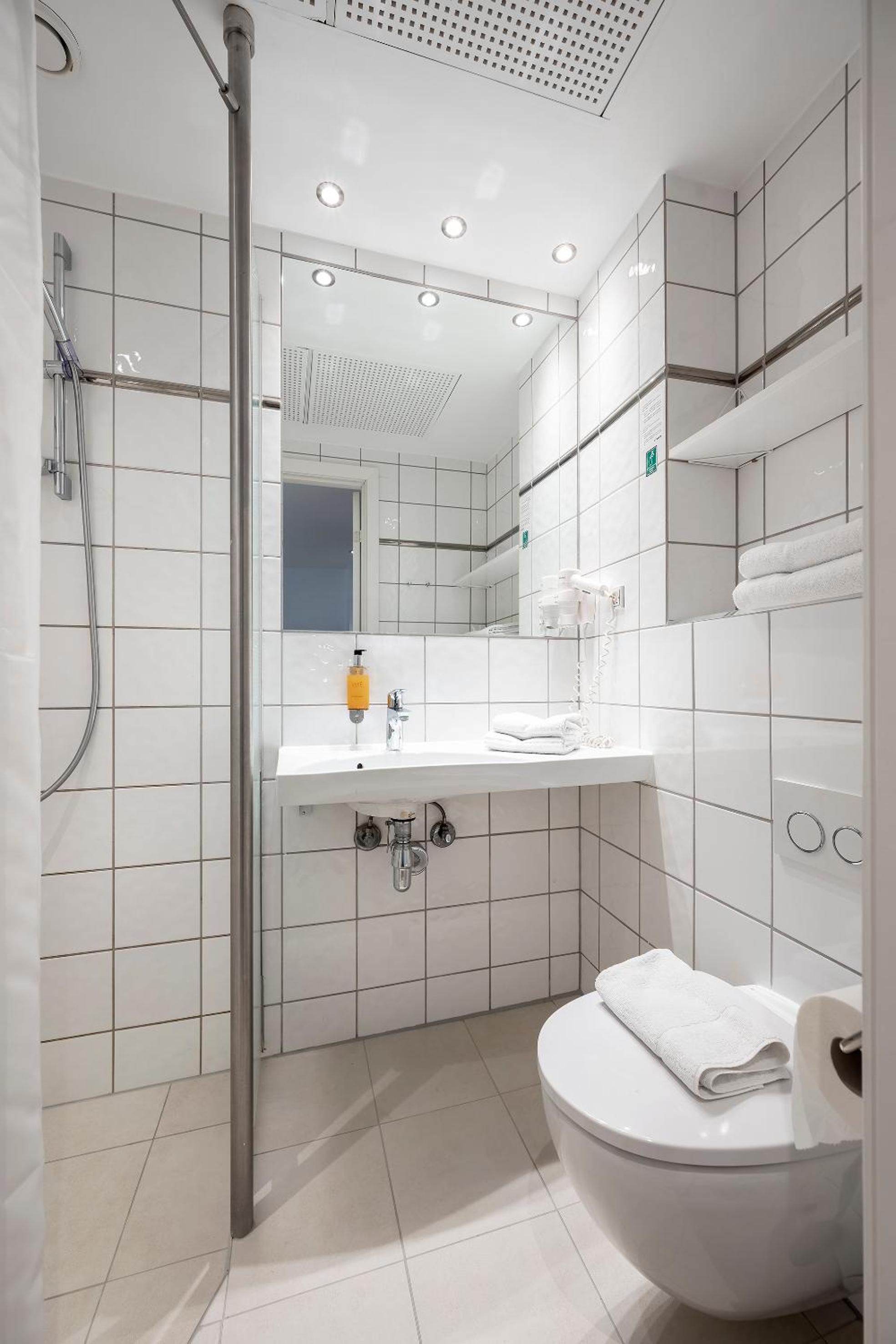 Triple room, GO Hotel Ansgar 6/9