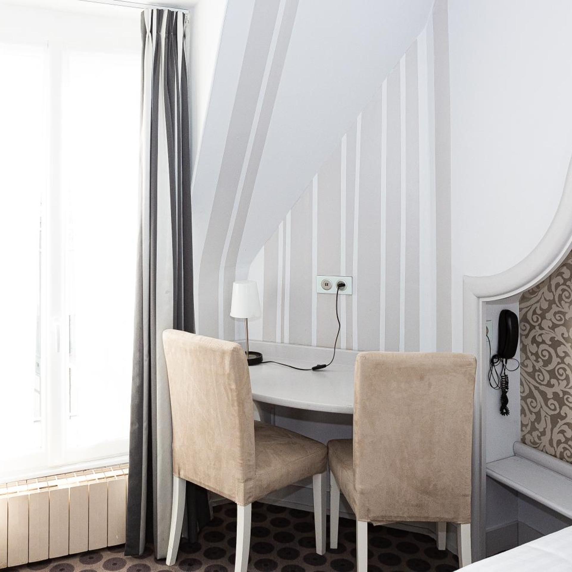 Hotel Bonaparte 5/50