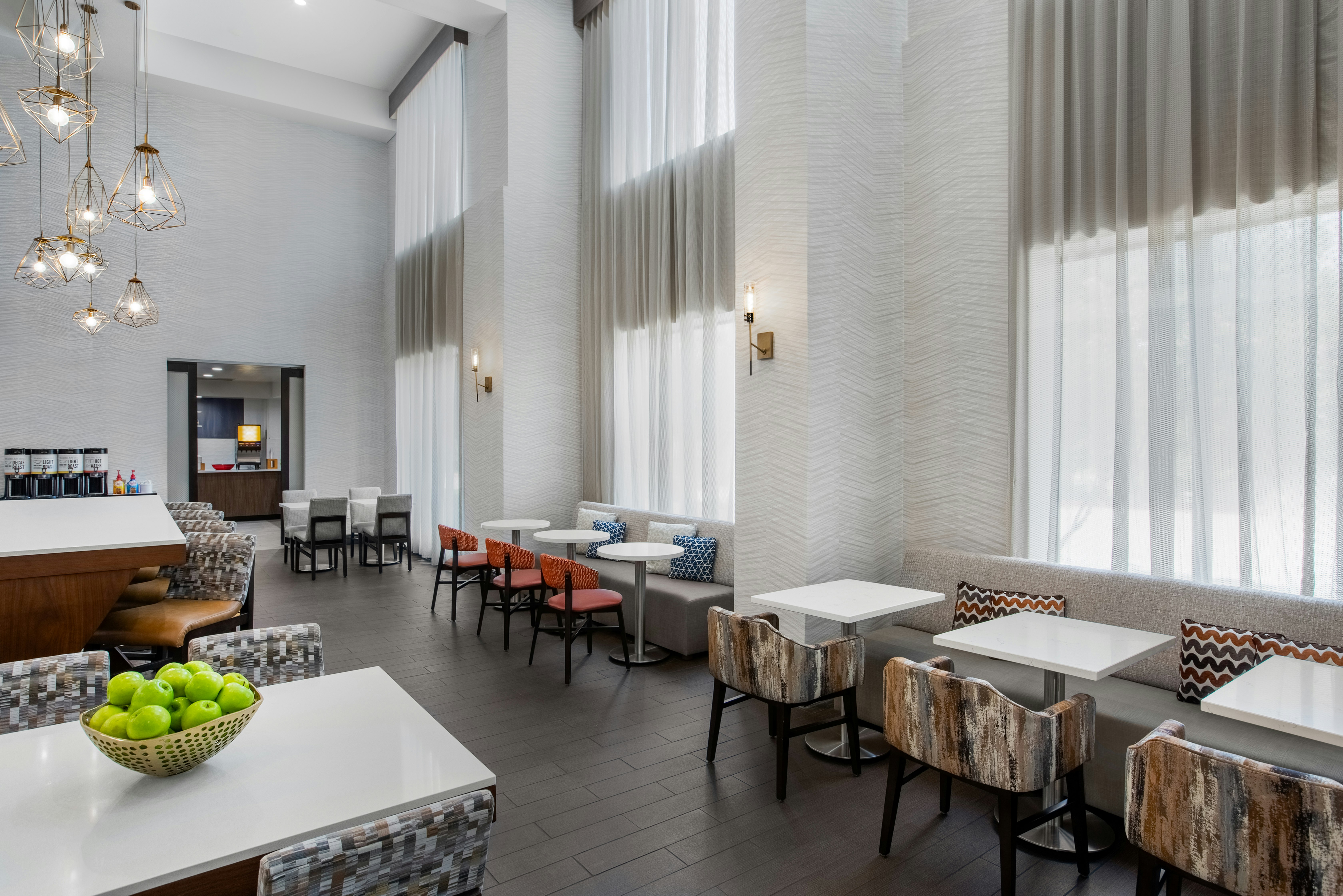 Hampton Inn and Suites Dallas Arlington North Entertainment District 34/45