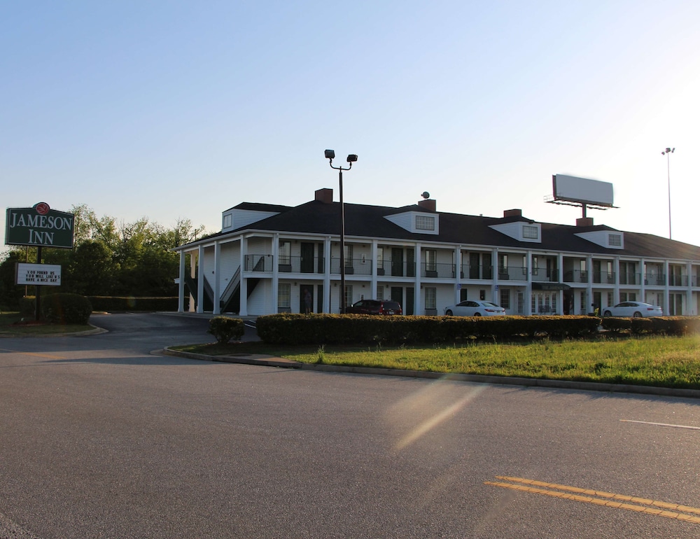 Jameson Inns Perry 3/20