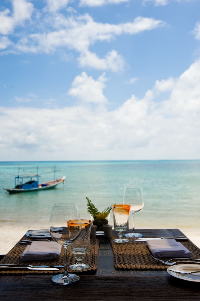 Sareeraya Villas and Suites 41/50