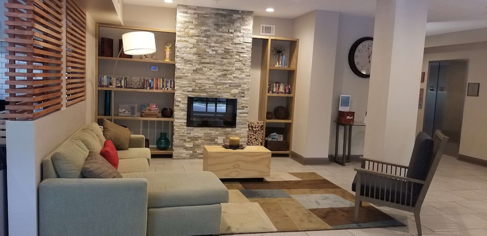 Country Inn and Suites by Radisson Canton, GA 5/21