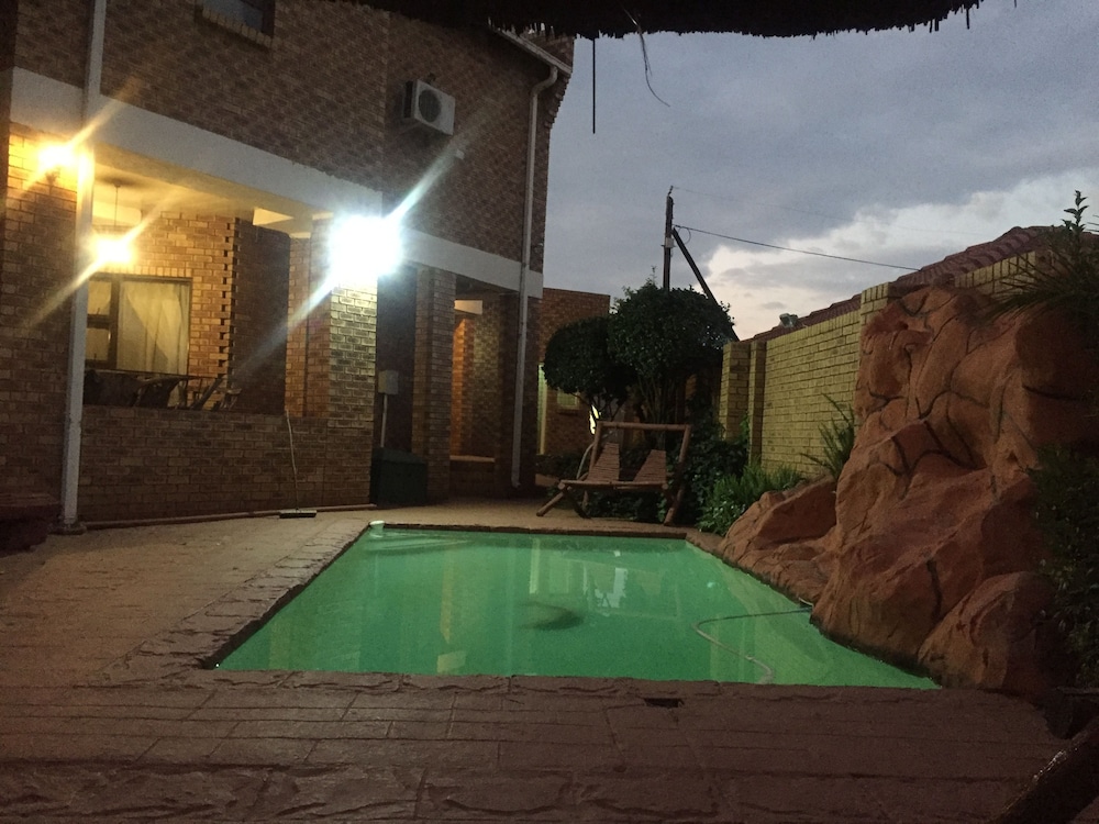 Lapeng Village 30/33