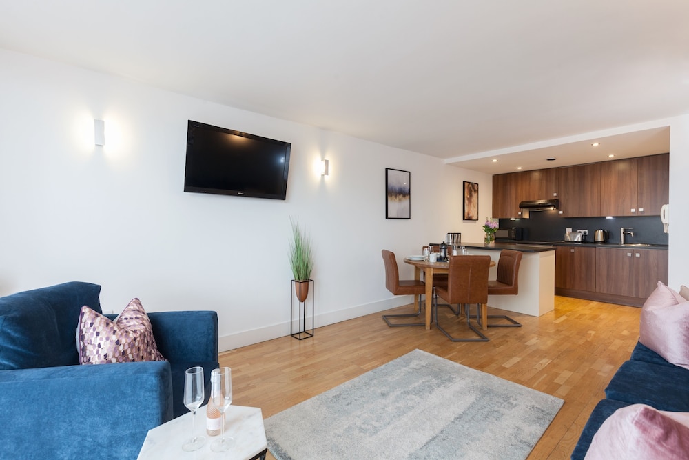 Kspace Sinclair Serviced Apartments 18/30