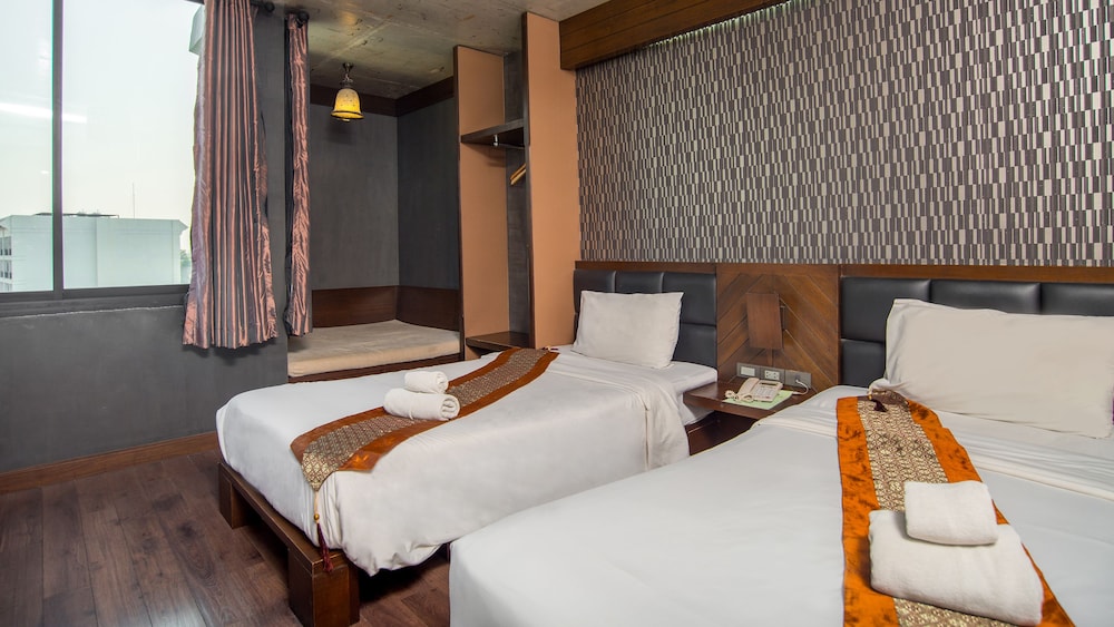 B2 Nimman Premier Hotel 41/47