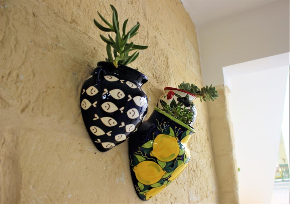 Li Perrini Boutique B&B 1/50