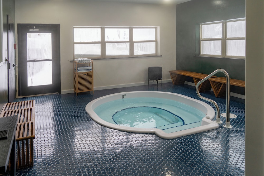 The Fold Hotels Steamboat Springs 39/65