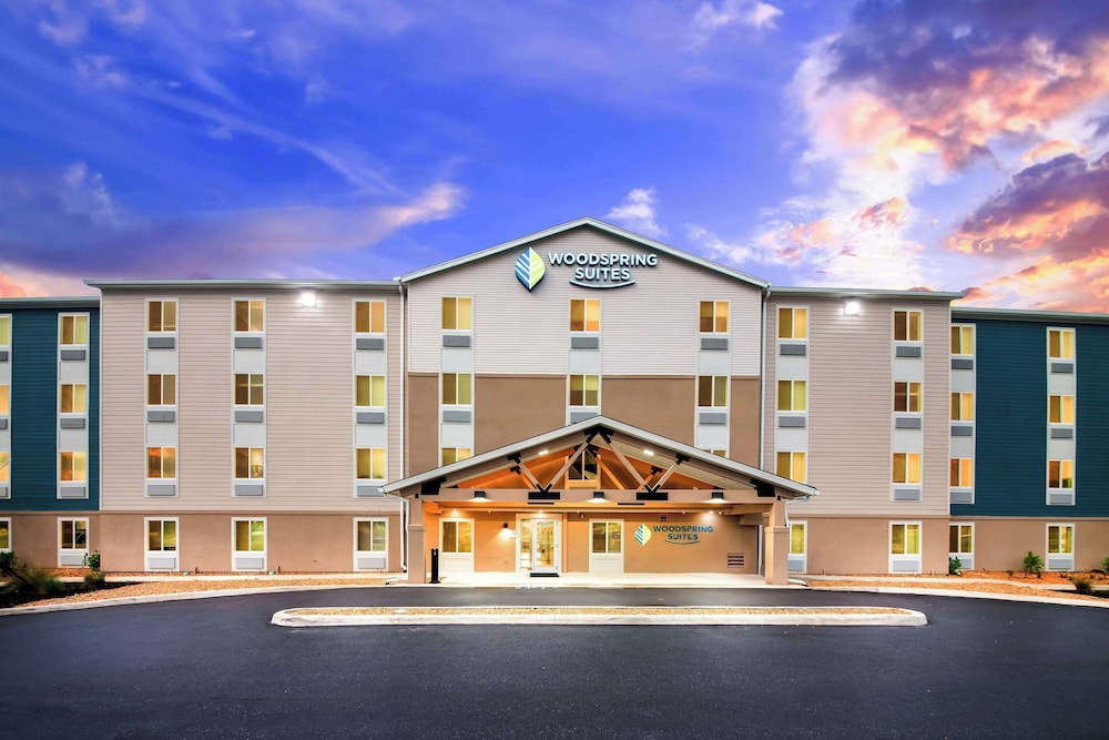 WoodSpring Suites Hudson Port Richey 2/33